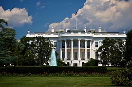 White_House,_Blue_Sky.jpg